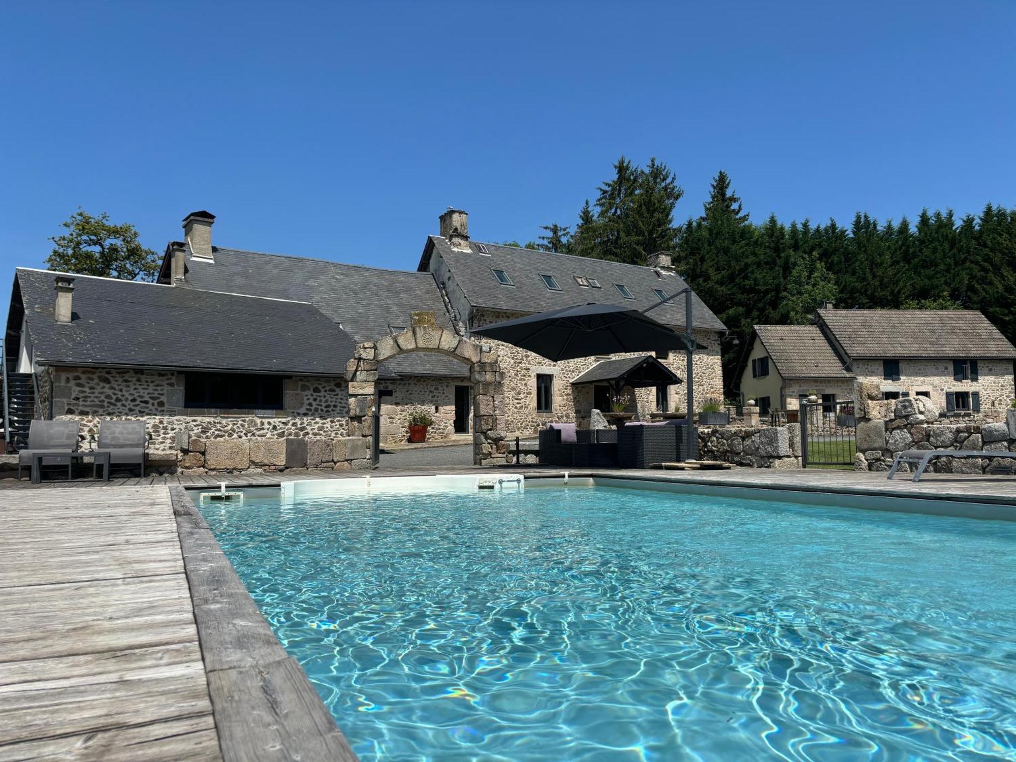 Domaine Des Annouillards Villa Sornac Exterior photo